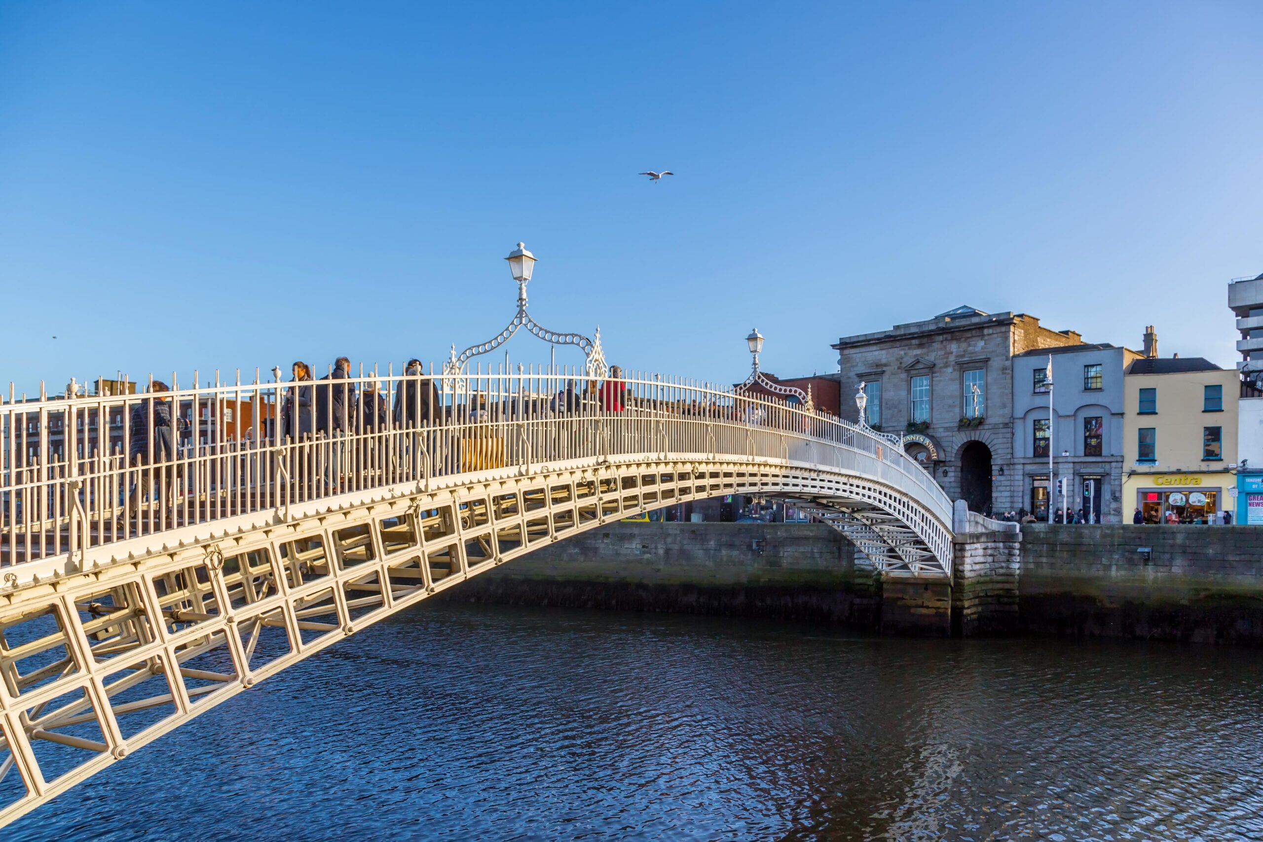 Based in Drimnagh, this programme is designed to support service users to maintain and further develop the skills that are required to sustain a healthy and productive lifestyle. The program is also aimed at those interested in returning to education or employment. The programme runs five mornings a week, from 9.00 am – 1.00 pm. This programme runs in partnership with Crumlin College. Aftercare Services