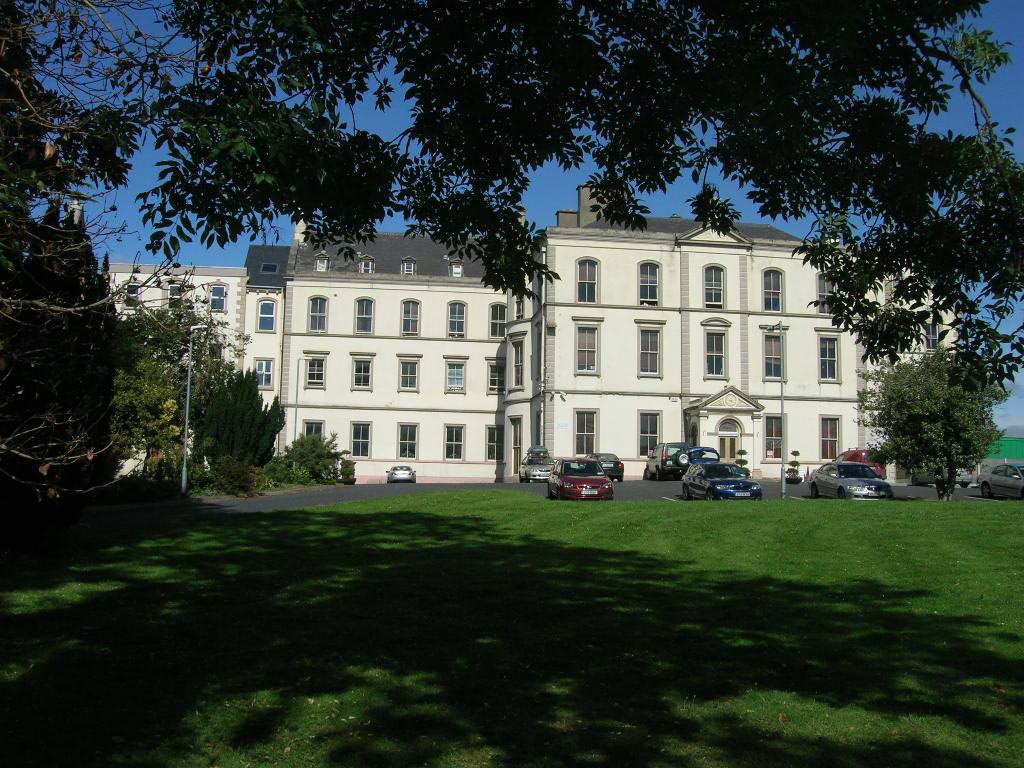 This is a 14-week fully residential programme. The aims and objectives are to offer clients a period of residential rehabilitation treatment in a drug and alcohol-free environment. High Park